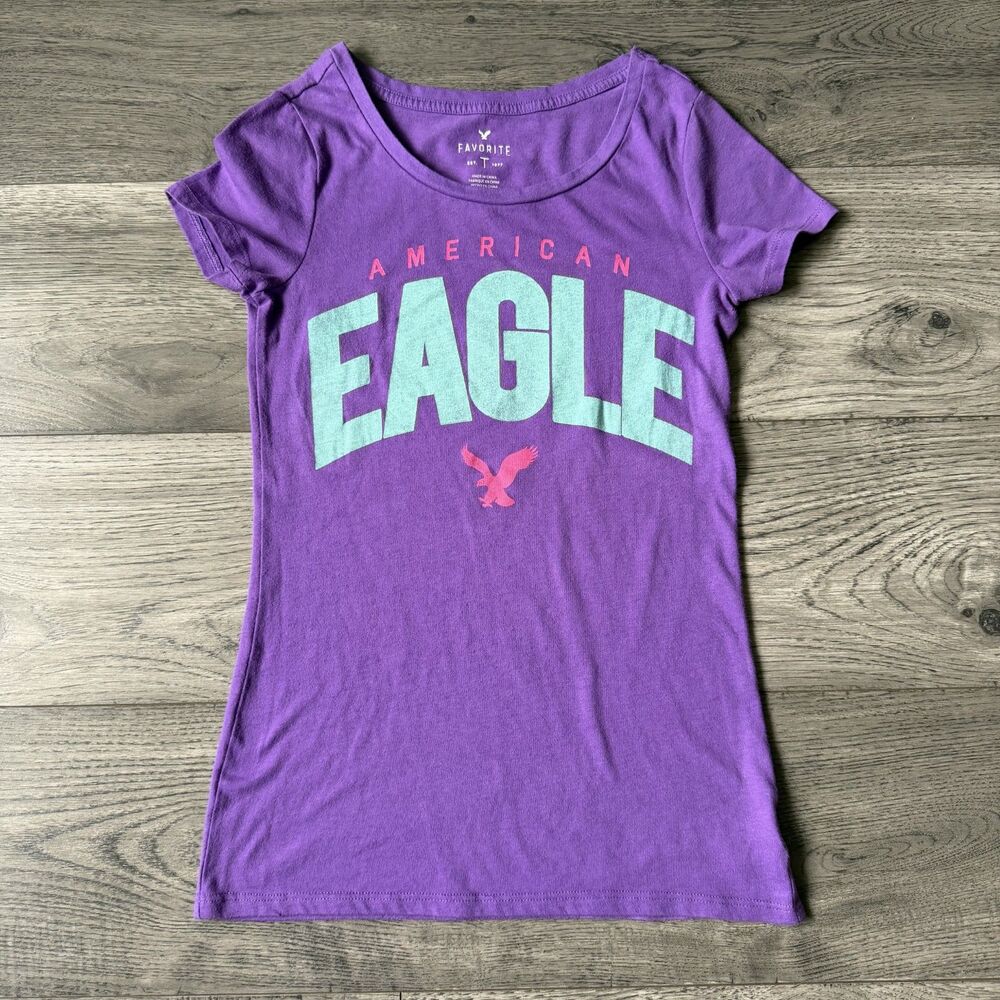 American Eagle Outfitters Classic Vintage Y2K Purple Eagle Graphic Tee‎ - XS